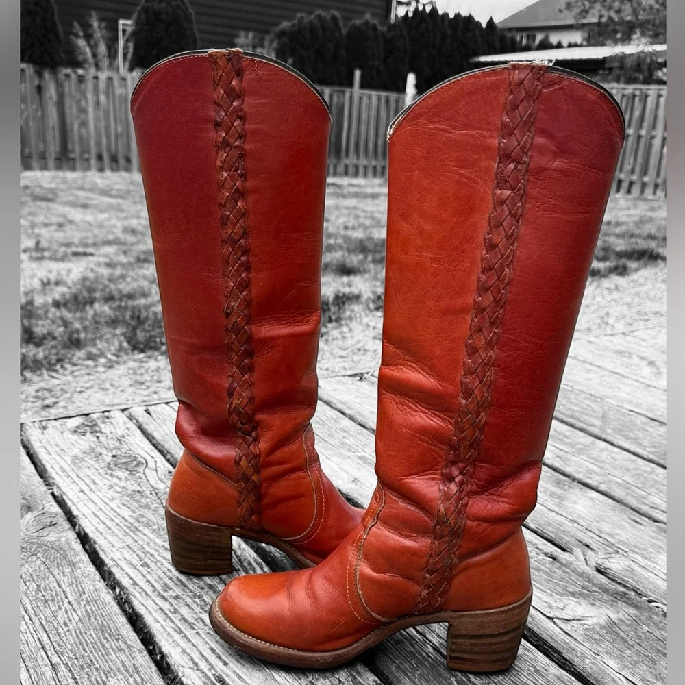 Vintage Frye Sabrina Braided Campus Boots - Picture 3 of 7